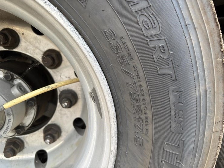 2022-doonan-drop-deck-image-20