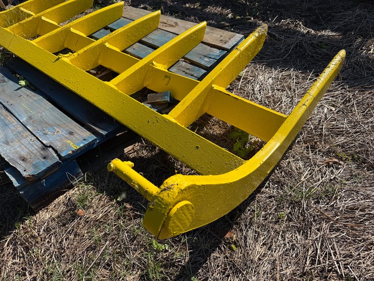 #45-•-#1000-•-7-foot-caterpillar-bulldozer-rake-image-4