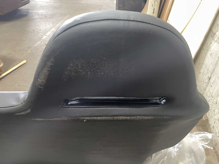 #8619-•-can-am-seat-(f)-image-10