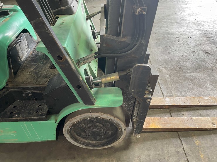 mitsubishi-fgc30k-image-29