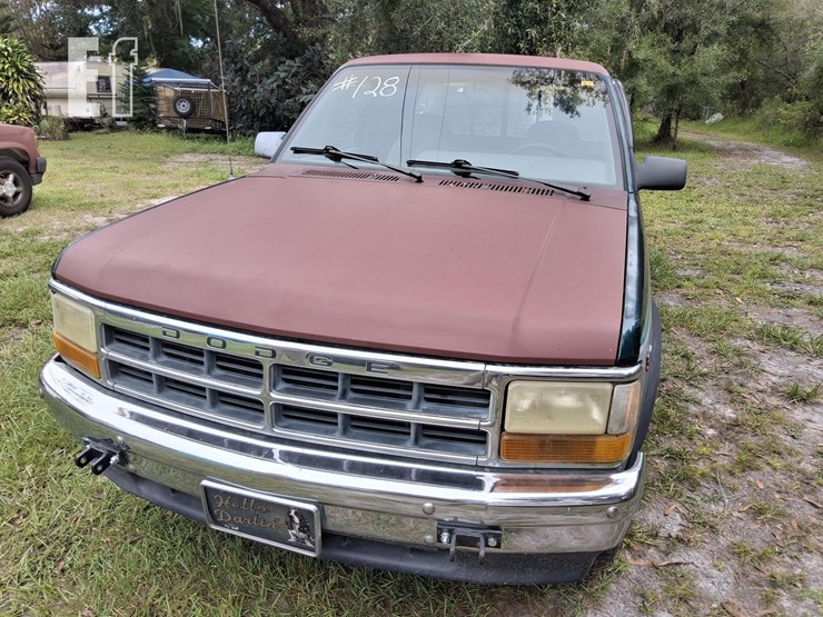 1996-dodge-dakota-slt-image-2