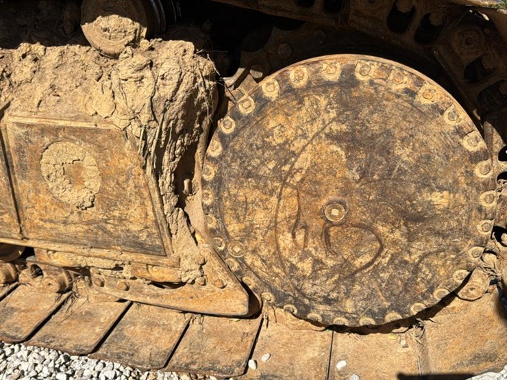 2008-deere-750j-xlt-image-13