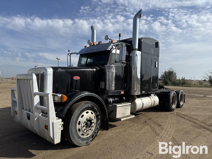 2005-peterbilt-378-image-1