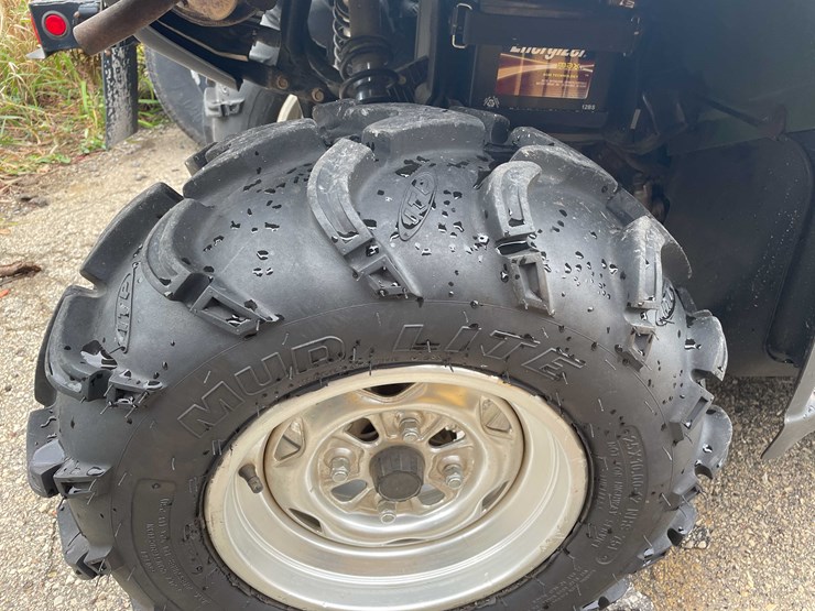 #1381-•-2005-honda-atv-with-snow-plow-(has-registration)-(of)-image-15