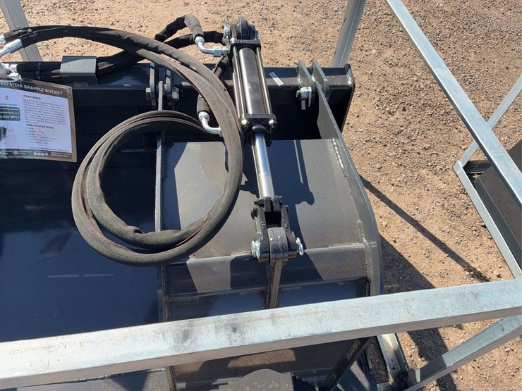 wolverine-72in-grapple-bucket-image-3