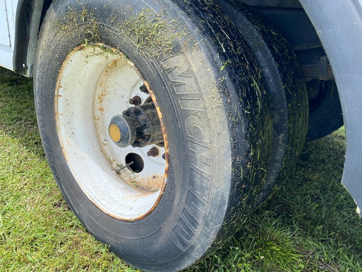 international-s1600-image-27