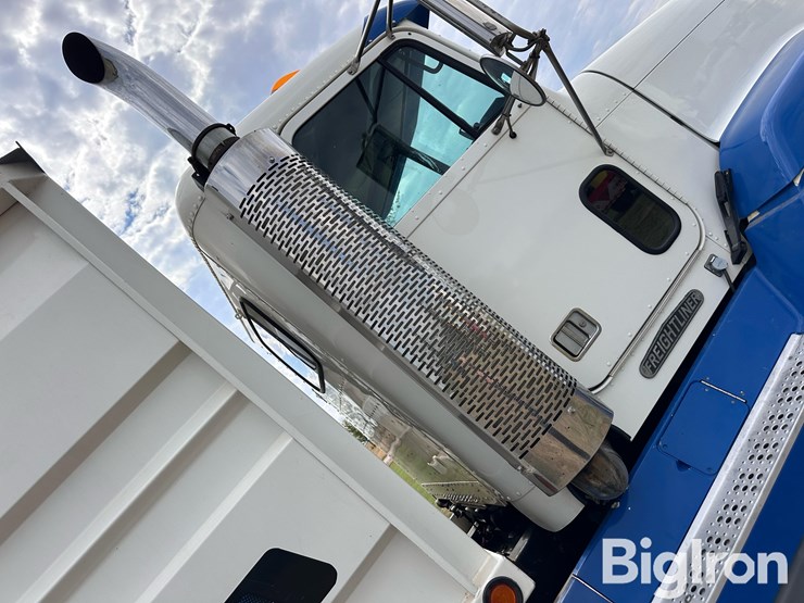 1994-freightliner-fld120-image-12