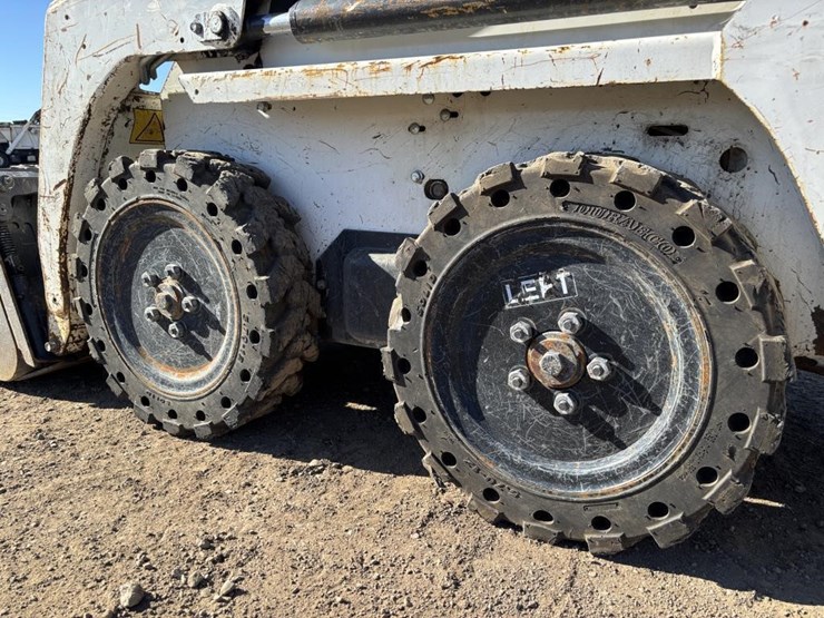 2021-bobcat-s70-image-15