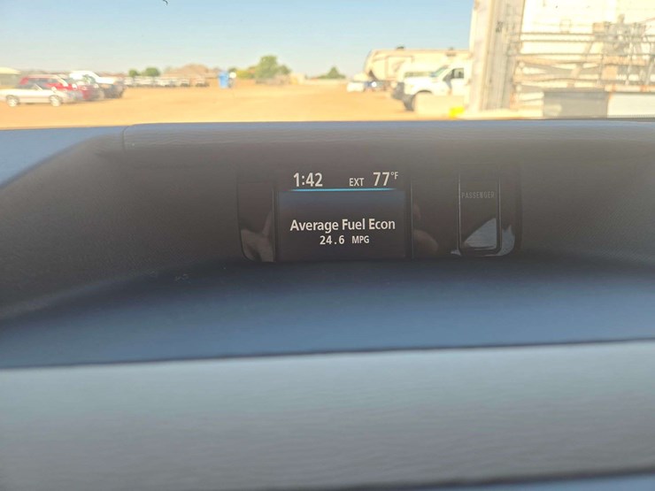 2012-toyota-sienna-le-image-14