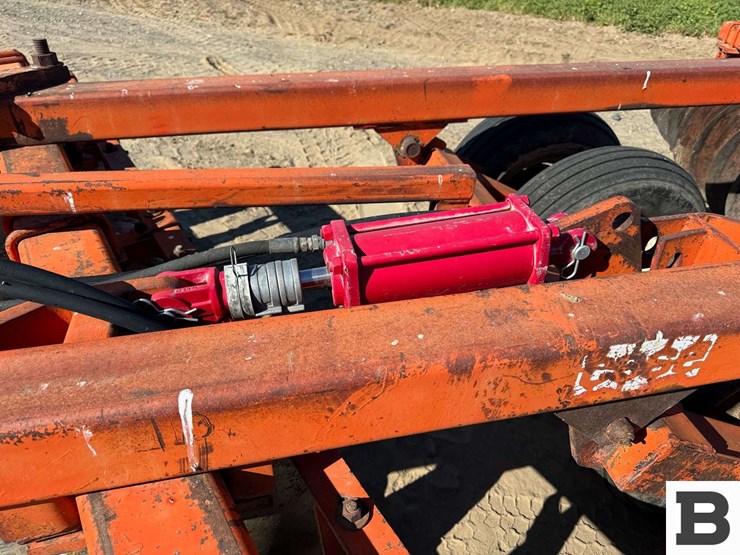 case-g109-146-offset-disc-image-19