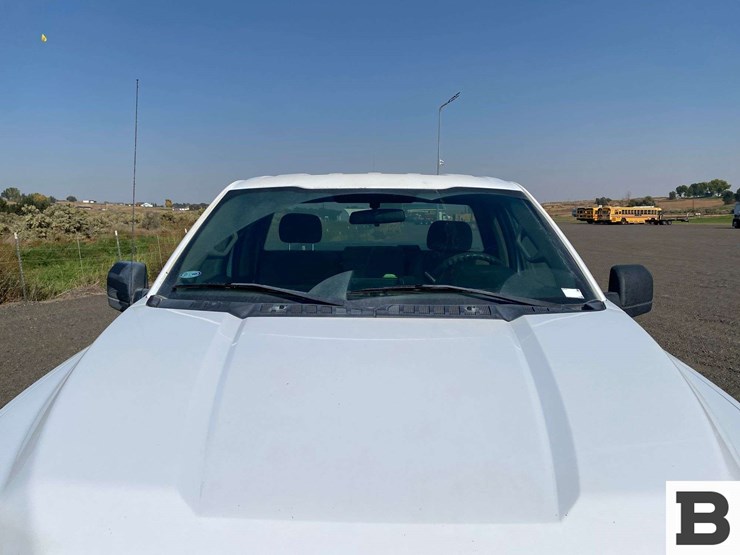 2016-ford-f150-image-9