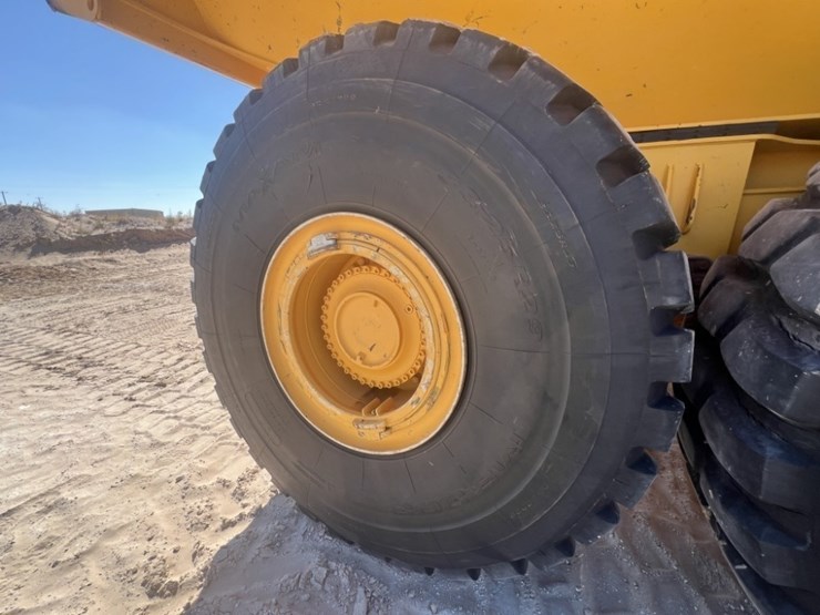 2020-volvo-a60h-image-33