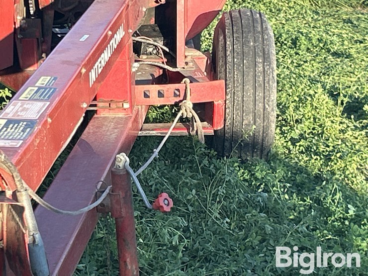 international-720-image-10