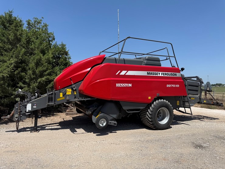 2022-massey-ferguson-2270xd-image-2