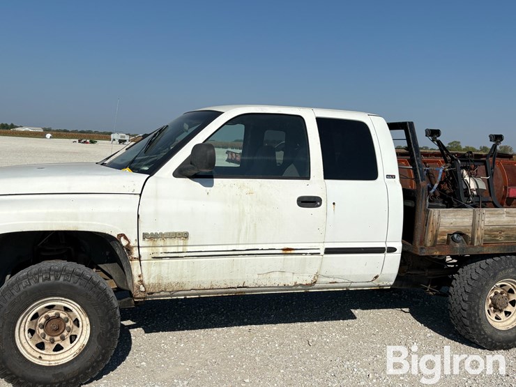 2002-dodge-ram-2500-image-10