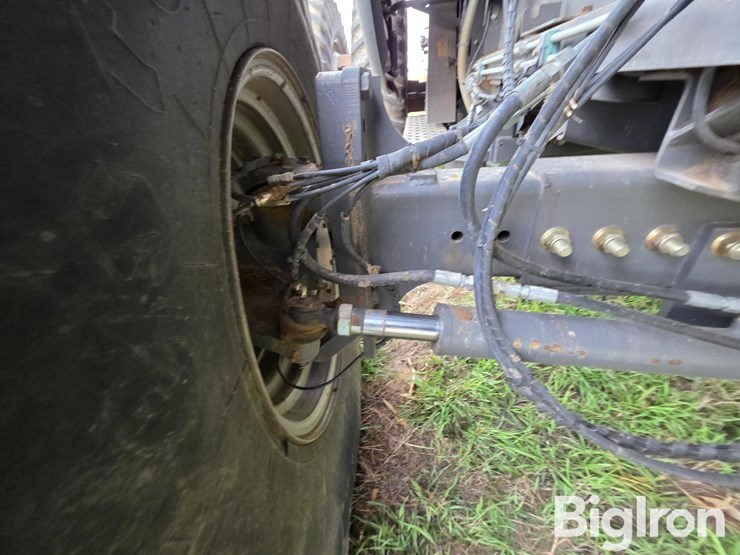 2008-gleaner-a86-image-18