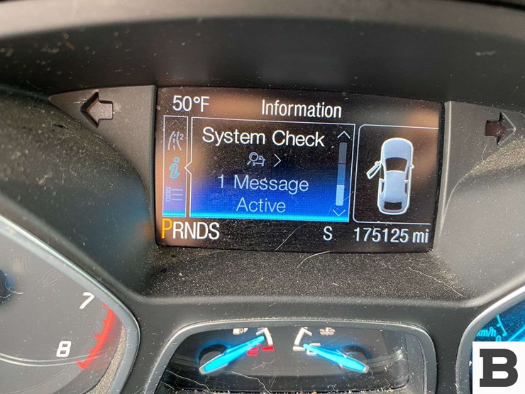 2015-ford-escape-image-28