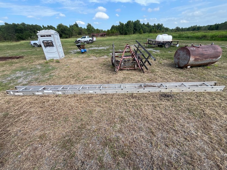 #179-•-21ft-ladder-image-3