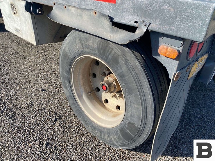 1986-utility-flatbed-image-18