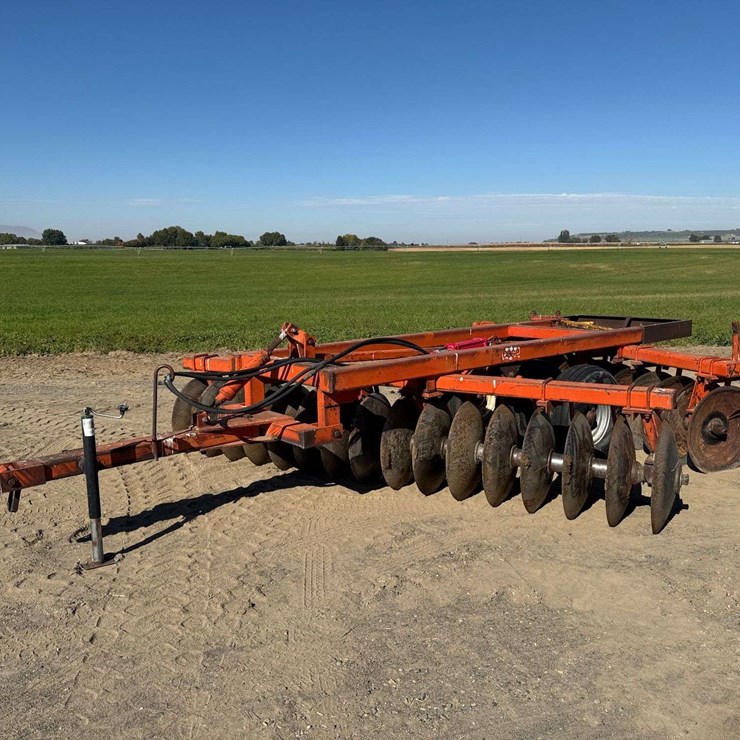 Case G109-146 Offset Disc