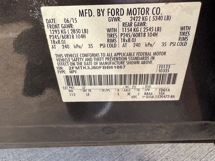 2015-ford-edge-image-15