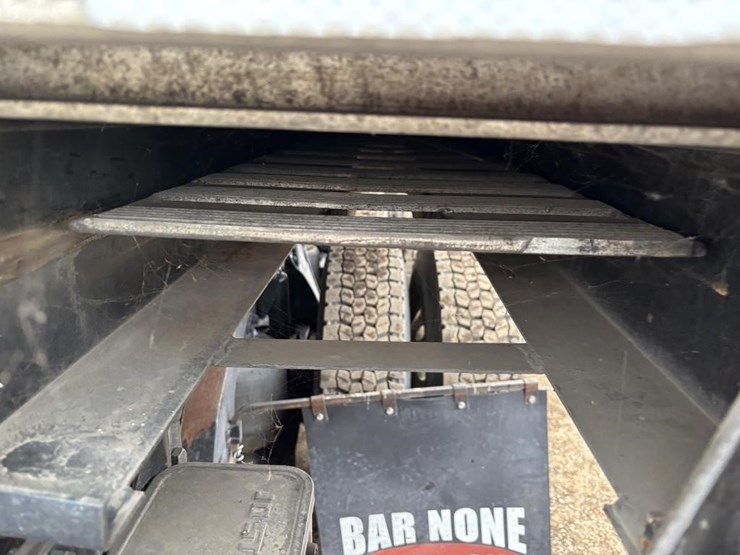 2022-doonan-drop-deck-image-27