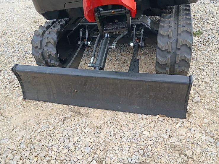 #l57-009-•-2025-tpm-16-mini-excavator-(gasoline)-image-9