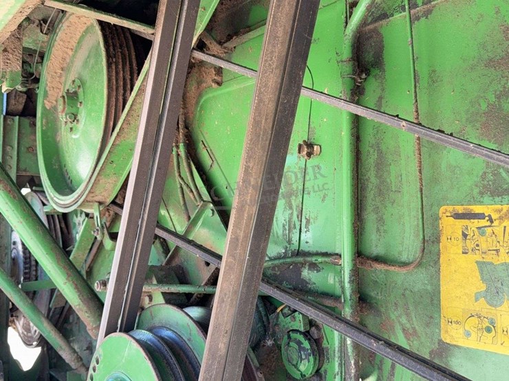 john-deere-4425-image-92