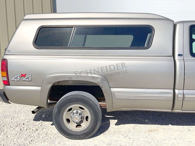 2000-chevrolet-2500-image-18