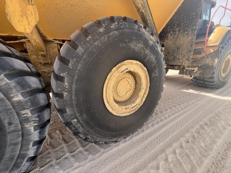 2019-volvo-a60h-image-24