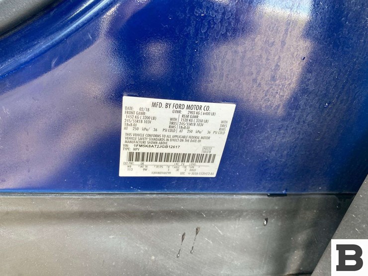 2018-ford-explorer-image-28