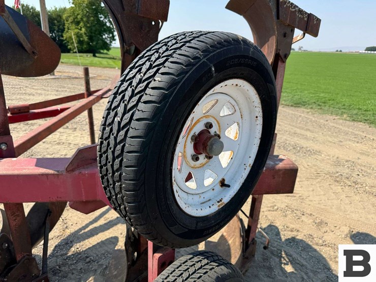 watts-5-bottom-plow-image-17