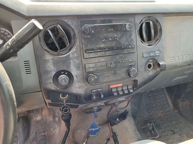 2011-ford-f350-image-11