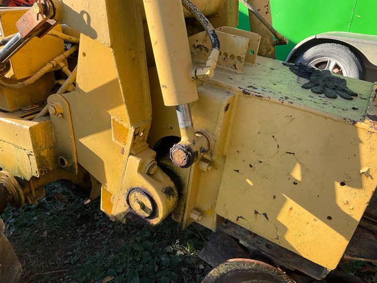 #1365-•-vermeer-m-460-ride-on-trencher-image-25