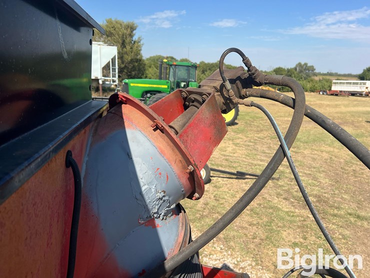 united-farm-tools-760-image-12