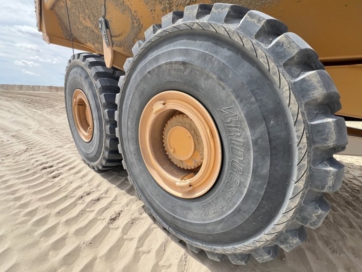 2021-volvo-a60h-image-24