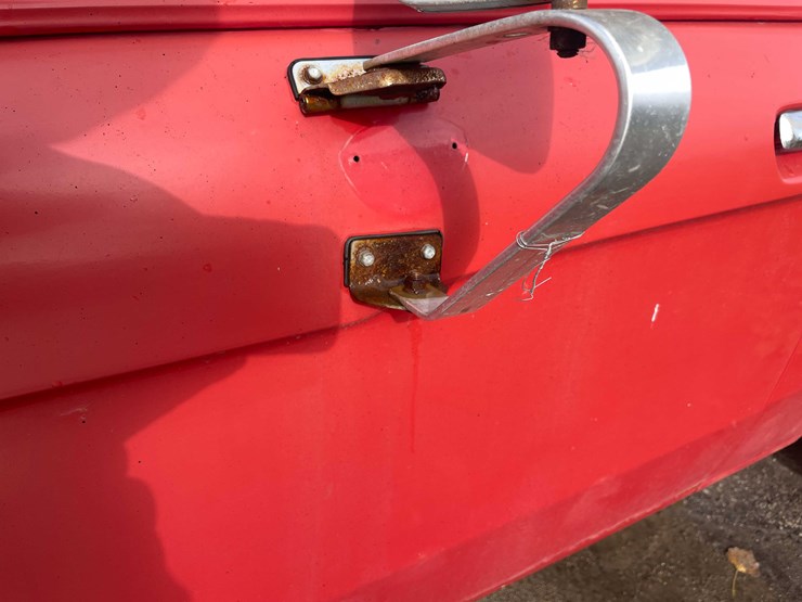 #1374-•-1976-chevrolet-luv-4x4-(has-wi-title)-(of)-image-96