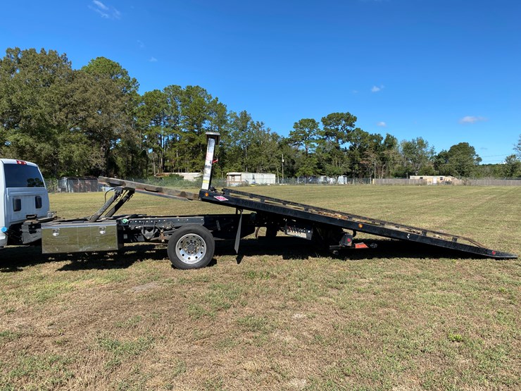 #19-•-#117-•-2020-ram-5500-rolloff-truck-image-32