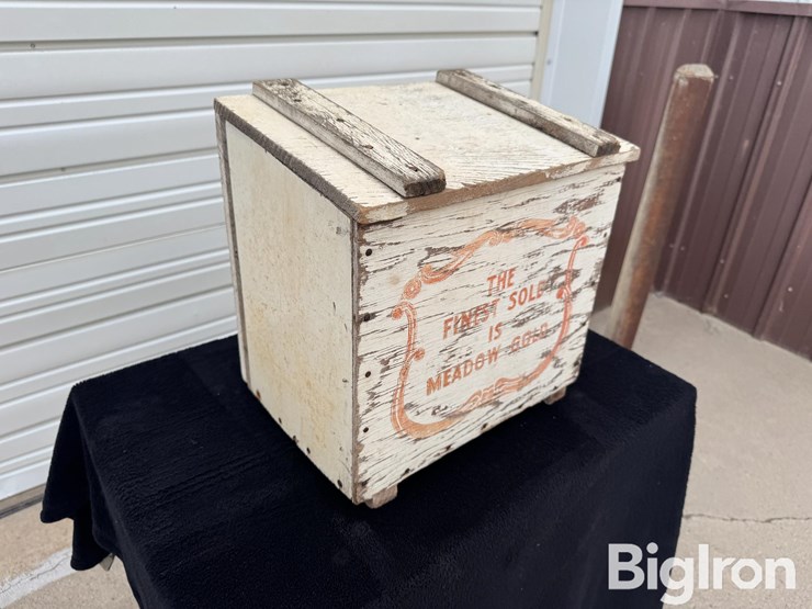 meadow-gold-antique-box-image-3