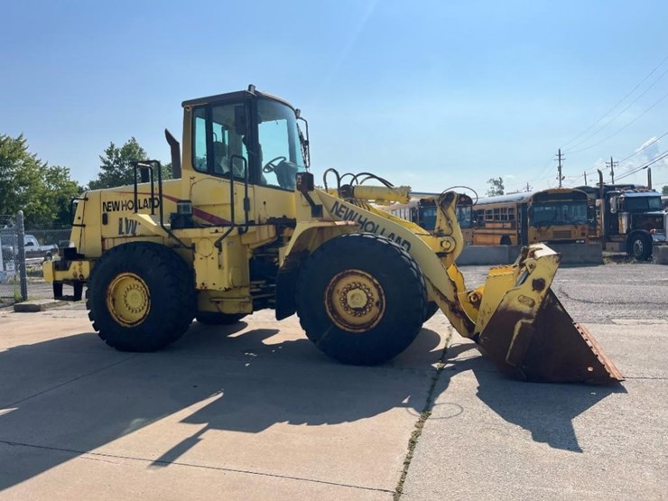 new-holland-lw170-image-5