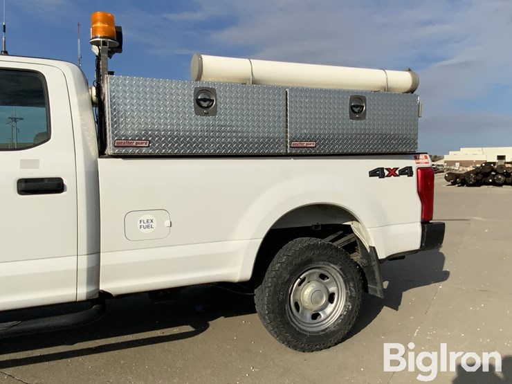 2017-ford-f350-xl-image-17