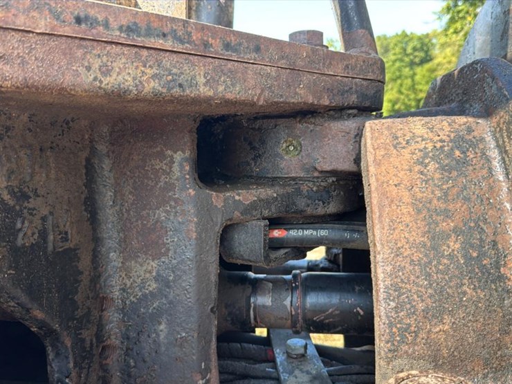 2003-timberpro-tf820e-image-58