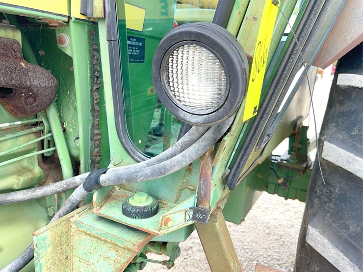 john-deere-2840-image-36