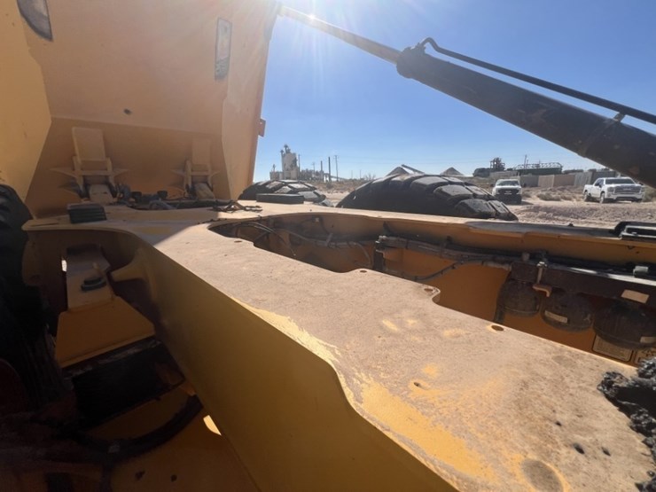 2020-volvo-a60h-image-53