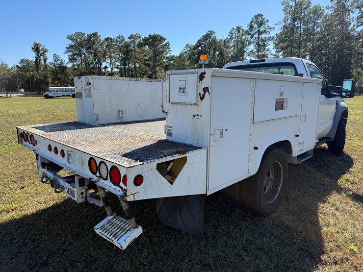 2008-ford-f550-image-5