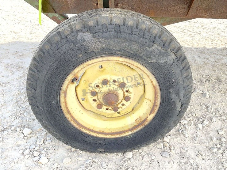 john-deere-1064-image-11