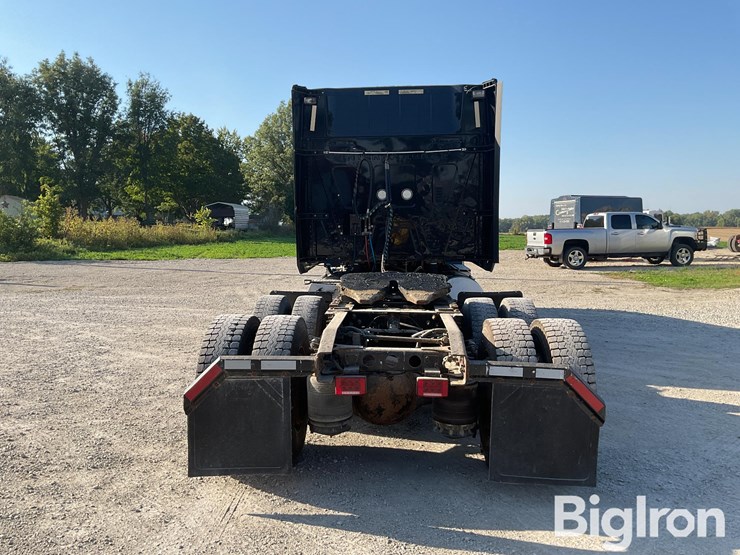 2015-international-prostar-image-6