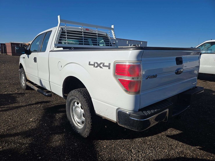 2013-ford-f150-xl-image-4