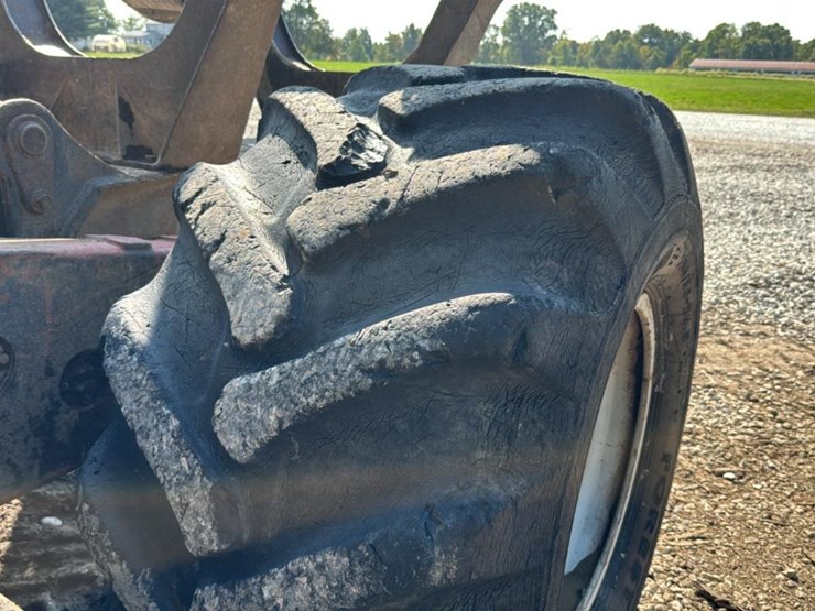 2003-timberpro-tf820e-image-47