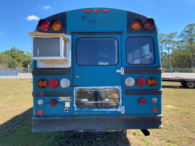 #20-•-#118-•-thomas-school-bus---rv-conversion-image-4